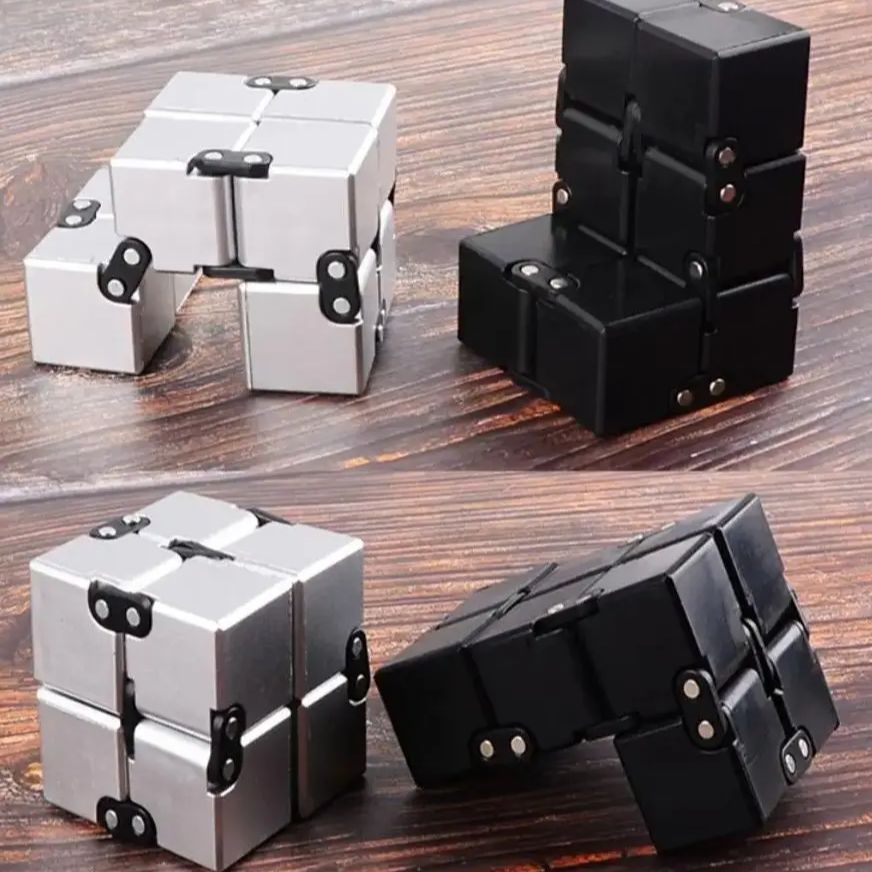 Cube infini en métal, jouet an - Model Kit Infinite Dimension avis et prix