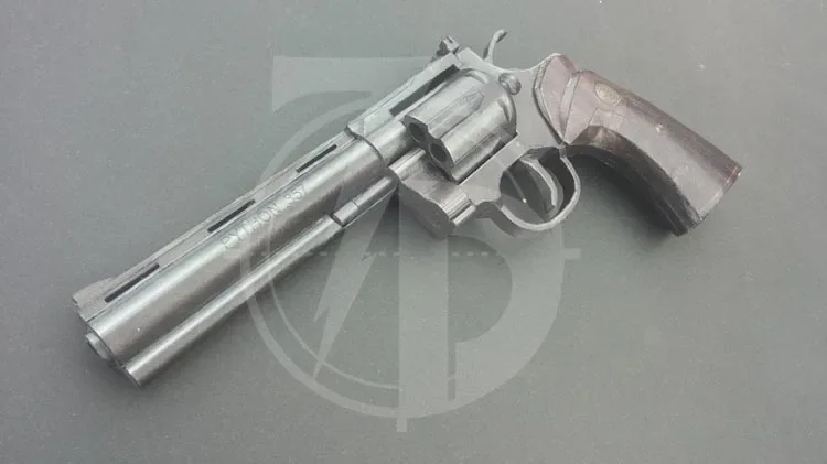 Modèle de pistolet Python 1:1  - Model Kit Revolver avis et prix