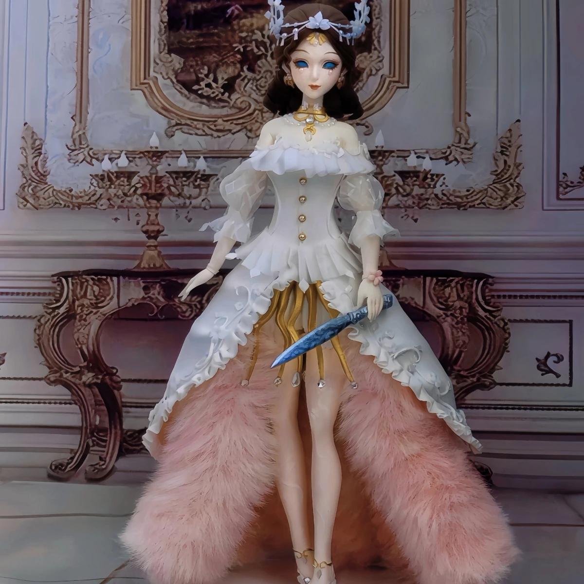 Figurines de dessin animé orig - Model Kit Queen Mary avis et prix