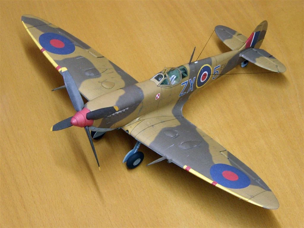 UK 1:33 échelle Supermarine Sp - Model Kit Spitfire avis et prix